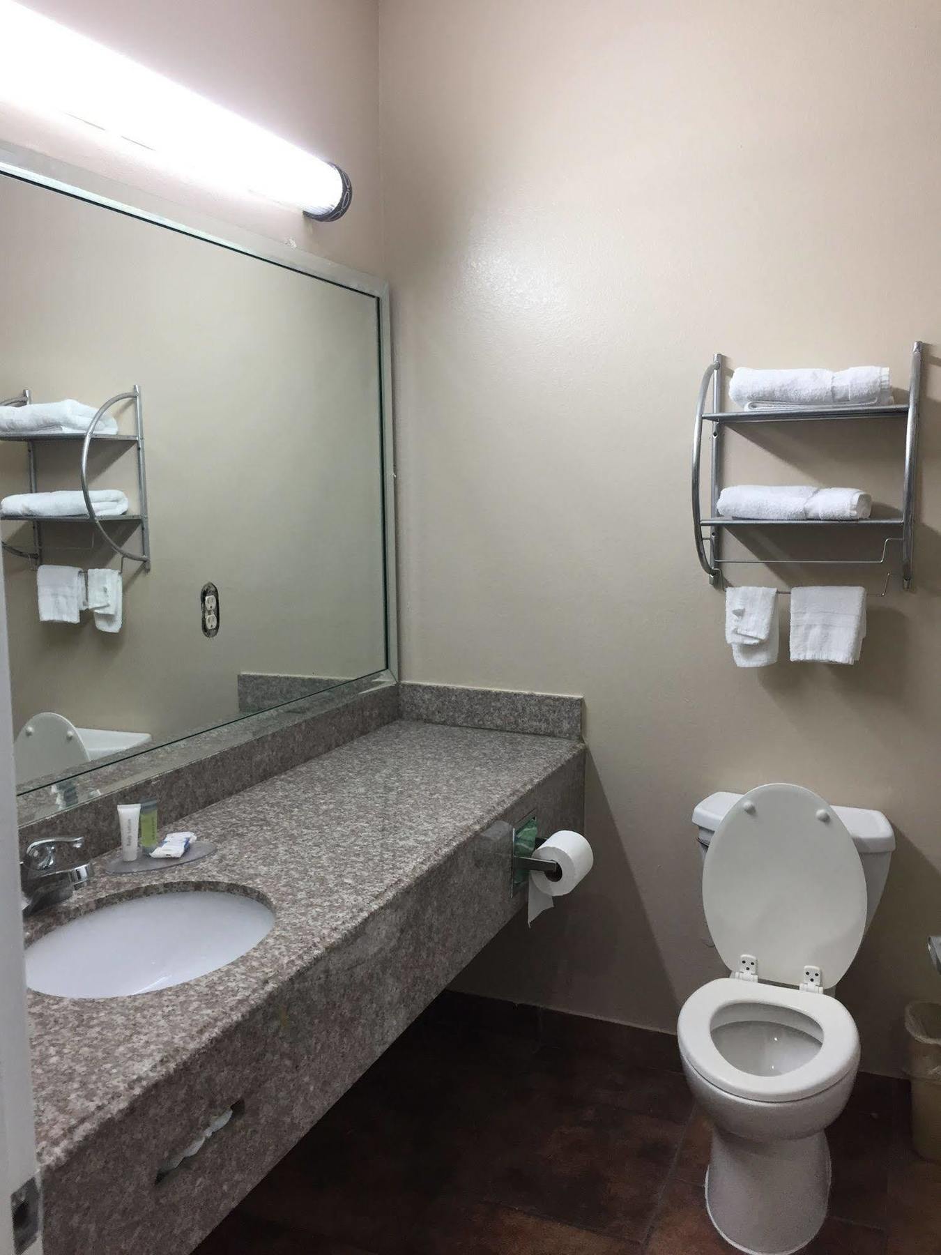 Scottish Inns & Suites Timber Creek, Houston, Tx 바커 외부 사진